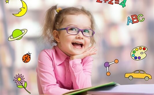 ذكاء الاطفال: كيف نبني عقولًا مشرقة تقود المستقبل بثقة؟